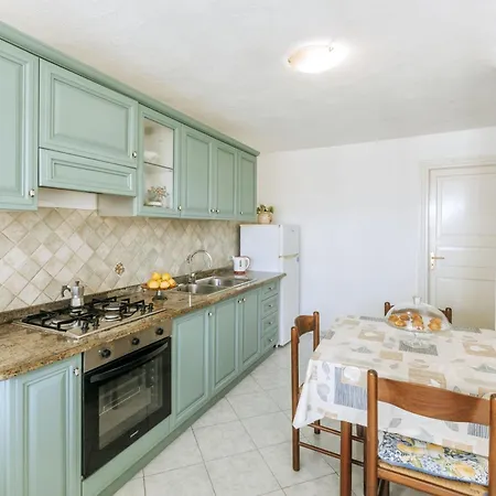 Lucia Maison * Forio (Isola d'Ischia)